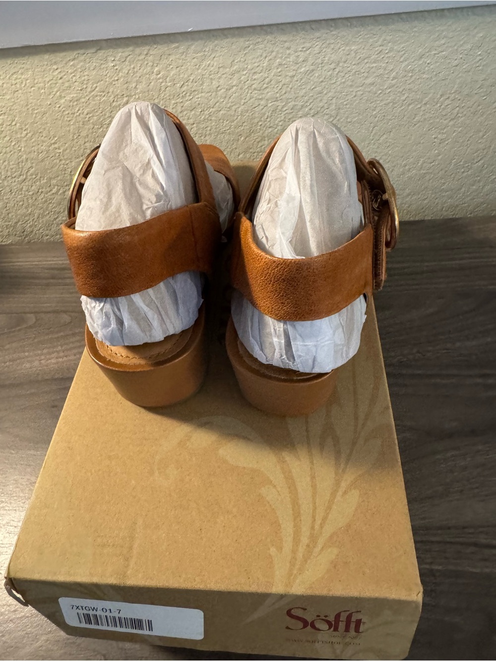 NWT Sofft Vaya (RET $120) Leather Wedge Sandals, Size 7 - Picture 4 of 6